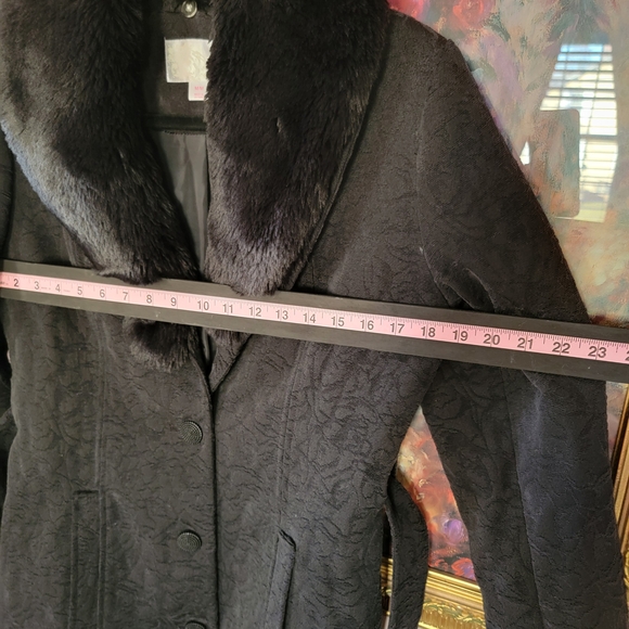 NWOT Vintage Y2k Xhilaration Black Jacquard With Fur Trim - Picture 7 of 9